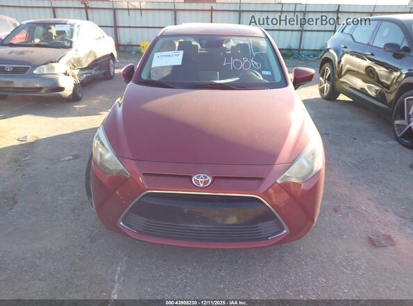 3MYDLBYV3JY317302 2018 TOYOTA YARIS IA Red Widok zestawu wskaźników