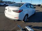 2018 Toyota Yaris Ia   Белый vin: 3MYDLBYV3JY330020