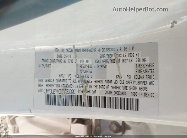 3MYDLBYV3JY330020 2018 TOYOTA YARIS IA Белый Вид подкапотного пространства