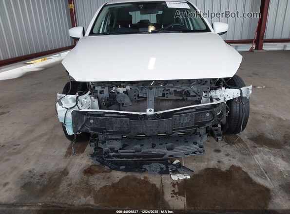 3MYDLBYV6LY712450 2020 TOYOTA YARIS Белый Вид спереди