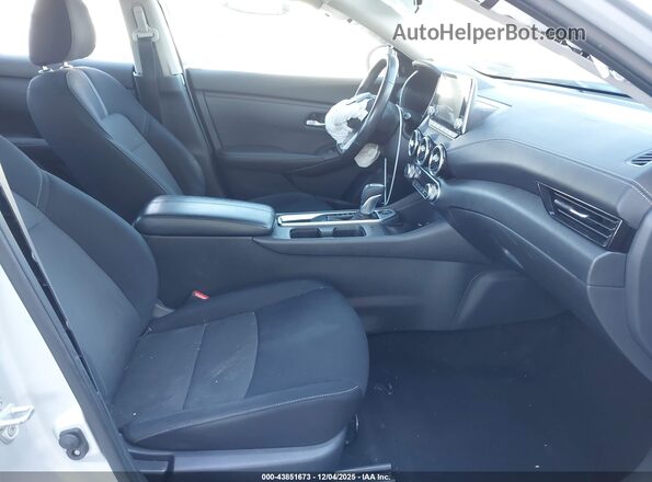 3N1AB8CV1MY293586 2021 NISSAN SENTRA Серебряный Вид салона спереди