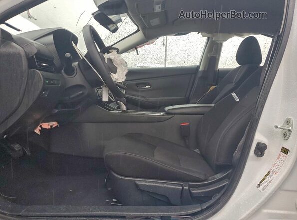 3N1AB8CV9RY296310 2024 NISSAN SENTRA Белый Вид салона спереди