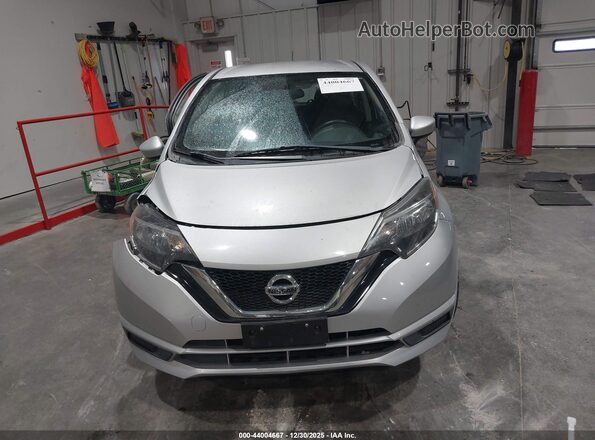 3N1CE2CP2JL368349 2018 NISSAN VERSA NOTE Silver Vista del cuadro de instrumentos