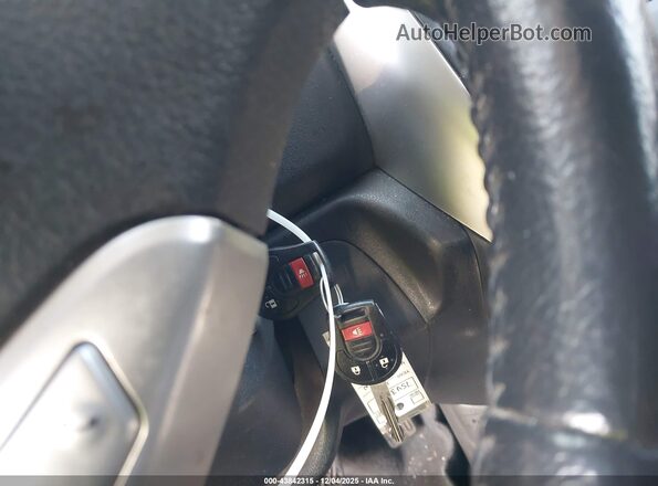 3N1CE2CP6KL366945 2019 NISSAN VERSA NOTE Белый Вид панели приборов