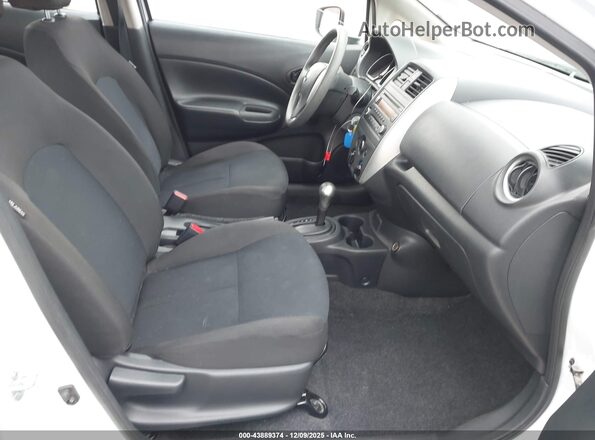 3N1CE2CP9HL356094 2017 NISSAN VERSA NOTE Белый Вид салона спереди