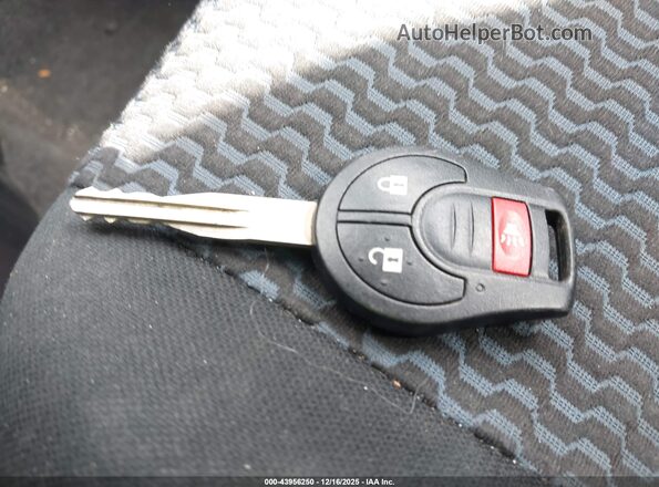 3N1CE2CPXKL359903 2019 NISSAN VERSA NOTE Серебряный Вид панели приборов