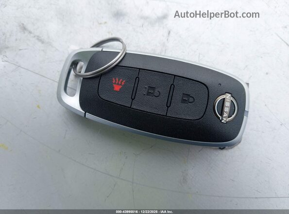 3N1CP5BV8SL477380 2025 NISSAN KICKS PLAY Серый Вид панели приборов