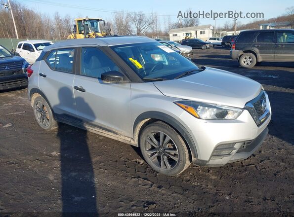 3N1CP5CU2KL550278 2019 NISSAN KICKS Silver Front right