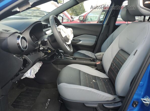 3N1CP5DV6PL504757 2023 NISSAN KICKS Blue Vista interior delantera