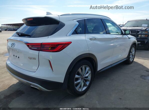 3PCAJ5BAXMF105429 2021 INFINITI QX50 Белый Задняя правая четверть