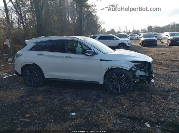 3PCAJ5BB1NF108200 2022 INFINITI QX50 White Vista interior trasera