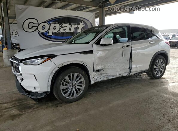 3PCAJ5BB1RF105769 2024 INFINITI QX50 White Przód lewy