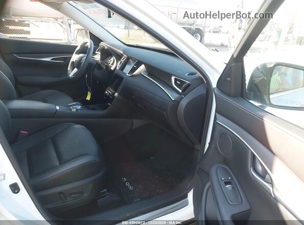 3PCAJ5BBXSF108210 2025 INFINITI QX50 White Вид салону спереду