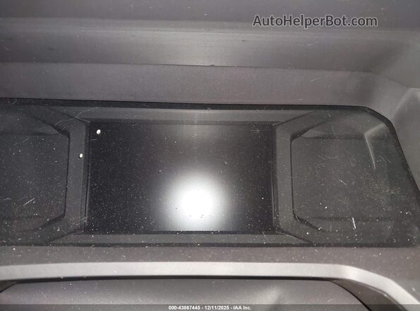 3TMLB5JN2SM132305 2025 TOYOTA TACOMA Белый Вид задних сидений