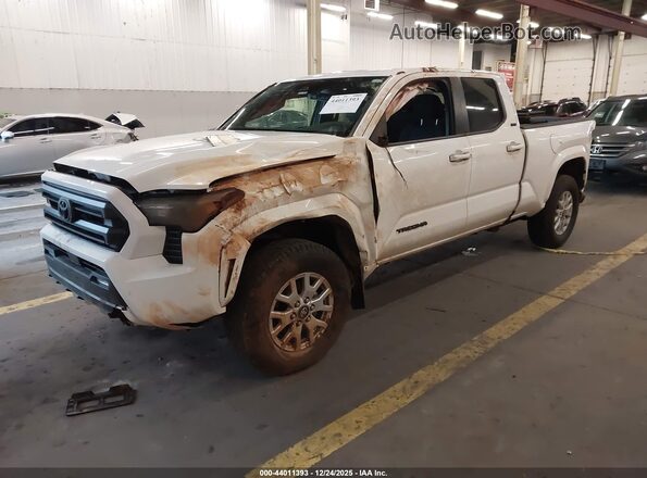 3TMLB5JN9RM079824 2024 TOYOTA TACOMA White Передня ліва чверть