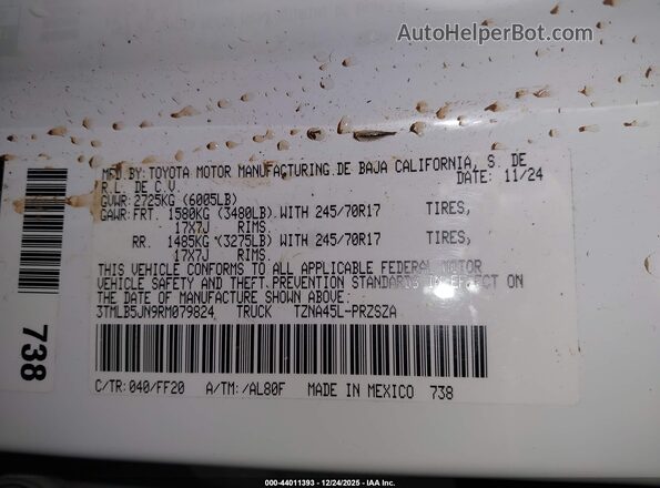 3TMLB5JN9RM079824 2024 TOYOTA TACOMA White Вид підкапотного простору