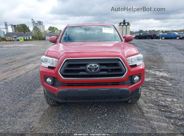 3TYAX5GN7NT058632 2022 TOYOTA TACOMA Red Սարքավորումների վահանակի տեսք
