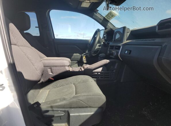 3TYJDAHN3ST022061 2025 TOYOTA TACOMA White Vista de los asientos traseros