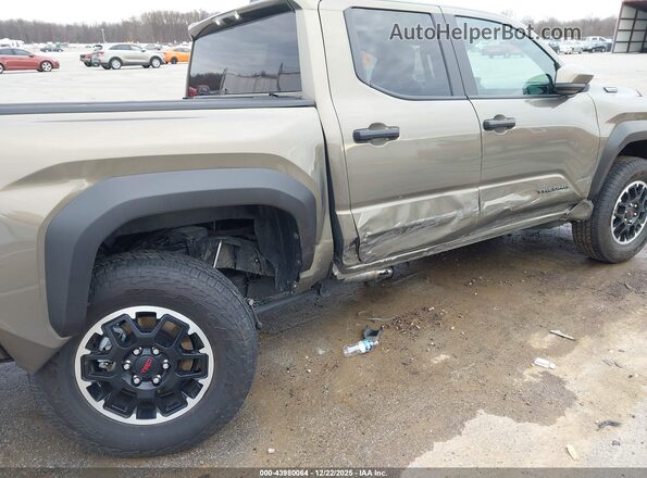 3TYLC5LN1ST024661 2025 TOYOTA TACOMA HYBRID Green Вид спереду