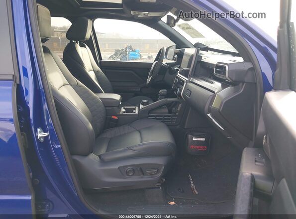 3TYLC5LN5RT008649 2024 TOYOTA TACOMA HYBRID Blue წინა სალონის ხედი