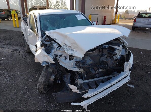 3TYRX5GN1NT037276 2022 TOYOTA TACOMA Белый Вид спереди