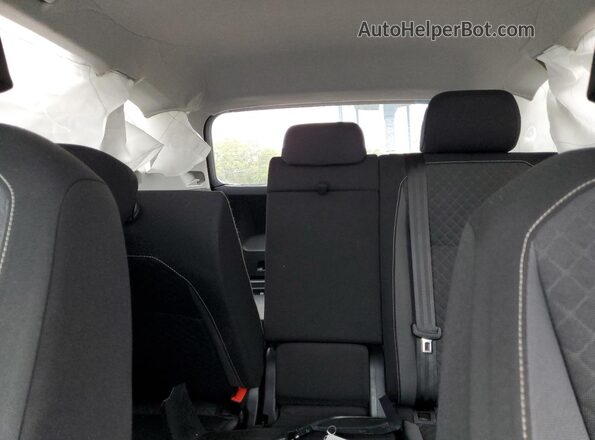 3VV0B7AX5MM021350 2021 VOLKSWAGEN TIGUAN Черный Вид задних сидений