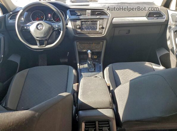 3VV1B7AX0LM109029 2020 VOLKSWAGEN TIGUAN Gray Vista del salpicadero