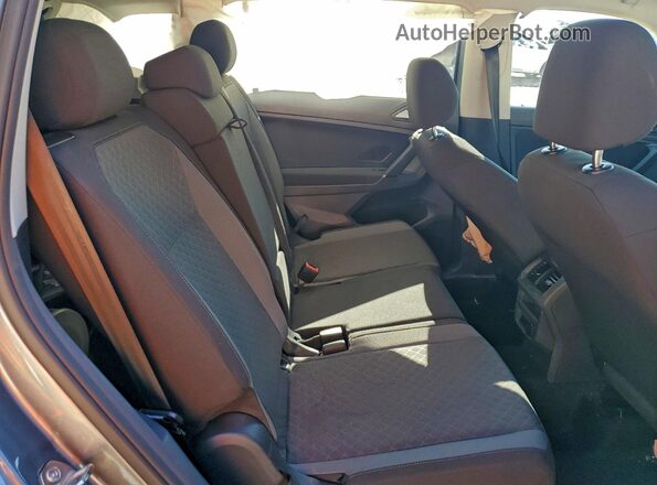 3VV1B7AX0LM109029 2020 VOLKSWAGEN TIGUAN Gray Vista interior trasera