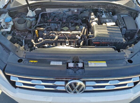 3VV1B7AX0MM022765 2021 VOLKSWAGEN TIGUAN White Вид підкапотного простору