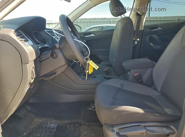 3VV1B7AX0MM022765 2021 VOLKSWAGEN TIGUAN White Вид салону спереду