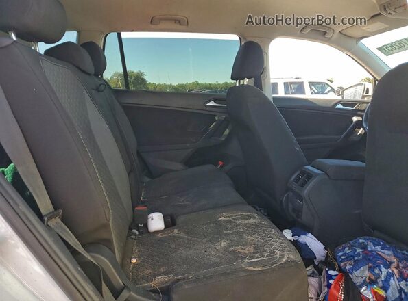 3VV1B7AX0MM022765 2021 VOLKSWAGEN TIGUAN White Вид задньої частини салону