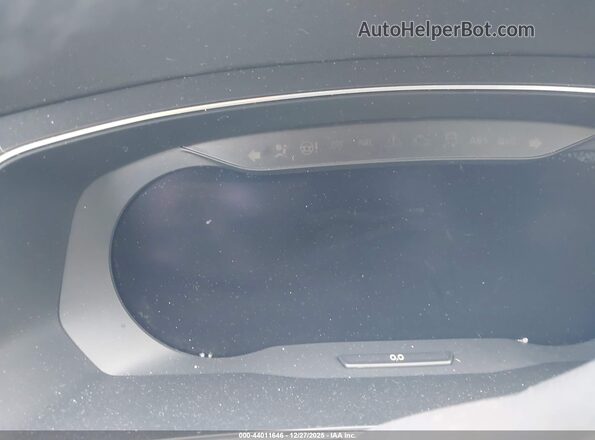 3VV2B7AX3KM033714 2019 VOLKSWAGEN TIGUAN Белый Вид задних сидений