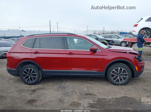 3VV2B7AX5MM046368 2021 VOLKSWAGEN TIGUAN Красный Вид задней части салона