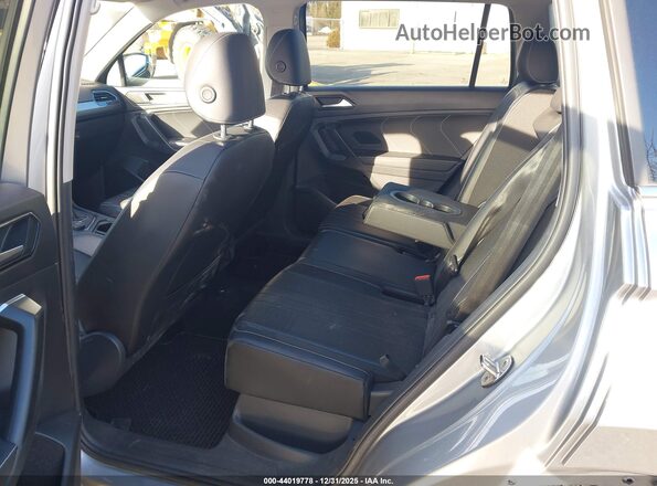 3VV2B7AX6NM119359 2022 VOLKSWAGEN TIGUAN Серый Вид наклейки с VIN-кодом