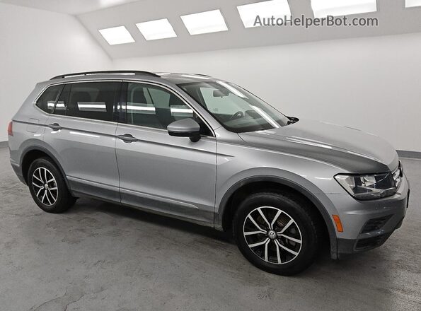 3VV2B7AX8MM126909 2021 VOLKSWAGEN TIGUAN Серебряный Передняя правая четверть