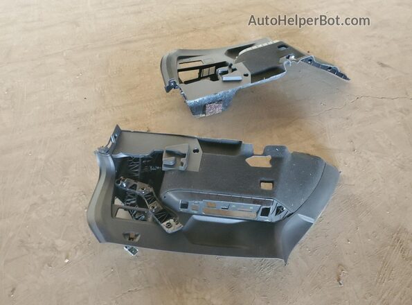 3VV3B7AX1MM107557 2021 VOLKSWAGEN TIGUAN Gray Vista del compartimento del motor