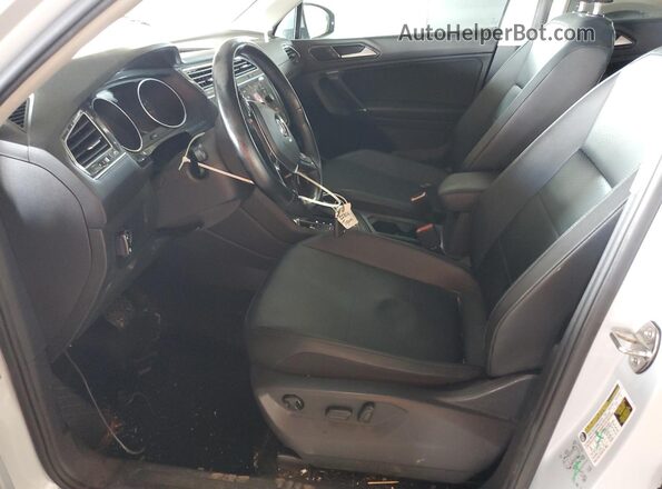 3VV3B7AX2JM221160 2018 VOLKSWAGEN TIGUAN White Սալոնի դիմացի տեսք