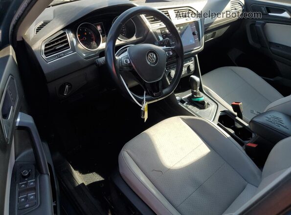 3VV3B7AX5KM079985 2019 VOLKSWAGEN TIGUAN Teal Vista del salpicadero