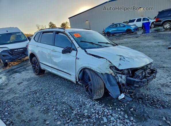 3VV3B7AX7MM118823 2021 VOLKSWAGEN TIGUAN Белый Передняя правая четверть