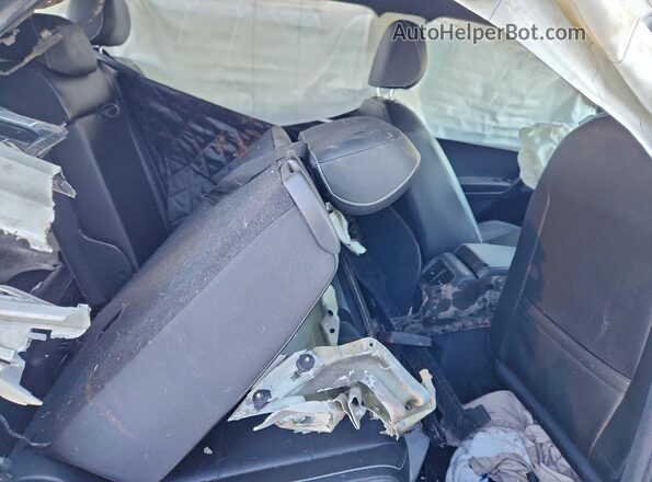 3VV3B7AX7MM118823 2021 VOLKSWAGEN TIGUAN Белый Вид задней части салона