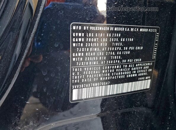 3VV3B7AX7NM070547 2022 VOLKSWAGEN TIGUAN Черный Вид подкапотного пространства