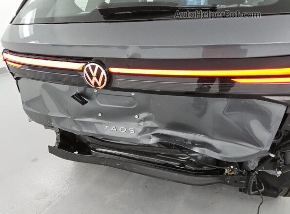 3VV5C7B28TM010718 2026 VOLKSWAGEN TAOS Серый 