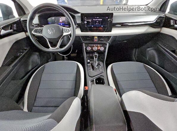 3VV5C7B28TM010718 2026 VOLKSWAGEN TAOS Серый Вид панели приборов
