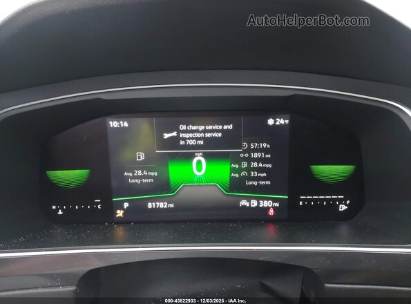 3VVCB7AX3NM059027 2022 VOLKSWAGEN TIGUAN Белый Вид задних сидений