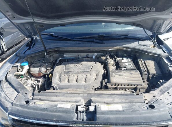 3VVCB7AX8NM021986 2022 VOLKSWAGEN TIGUAN Серебряный Вид сзади