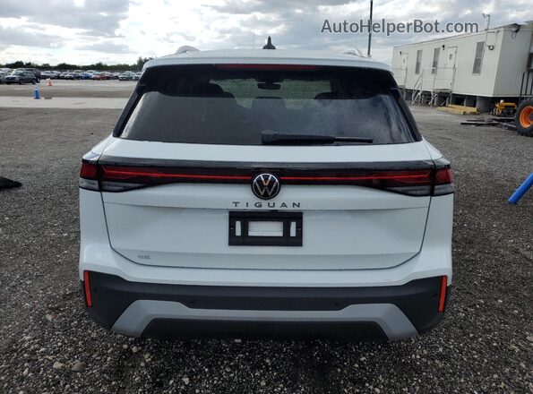 3VVFR7RMXTM014795 2026 VOLKSWAGEN TIGUAN White Вид ззаду