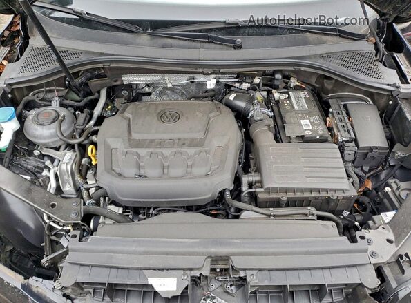3VVRB7AX8PM131627 2023 VOLKSWAGEN TIGUAN Black ძრავის განყოფილების ხედი