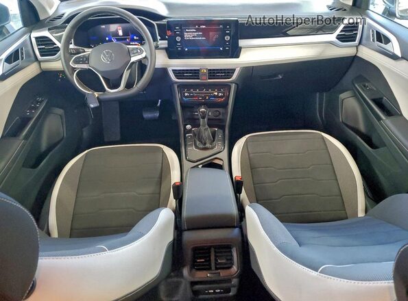 3VVSC7B20TM003670 2026 VOLKSWAGEN TAOS Серый Вид панели приборов