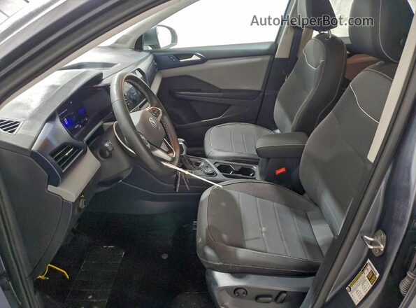 3VVUX7B24PM357906 2023 VOLKSWAGEN TAOS Silver Вид салону спереду