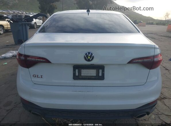 3VW2T7BU6NM011045 2022 VOLKSWAGEN JETTA Белый 
